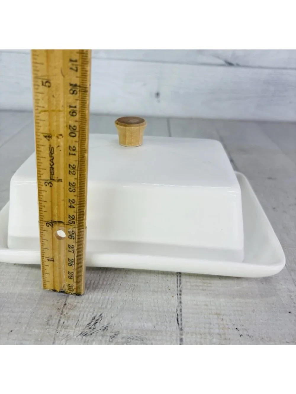 Dowan White Bone China Farmhouse Wooden Handle 2 Stick Lidded Butter Cheese Dish